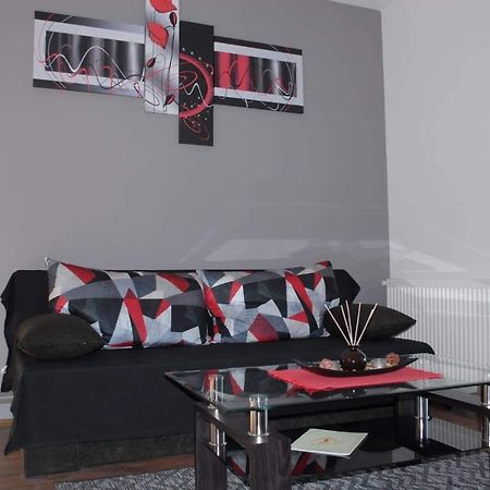 Stan Na Dan - Apartman Djordjevic Vranje Ngoại thất bức ảnh