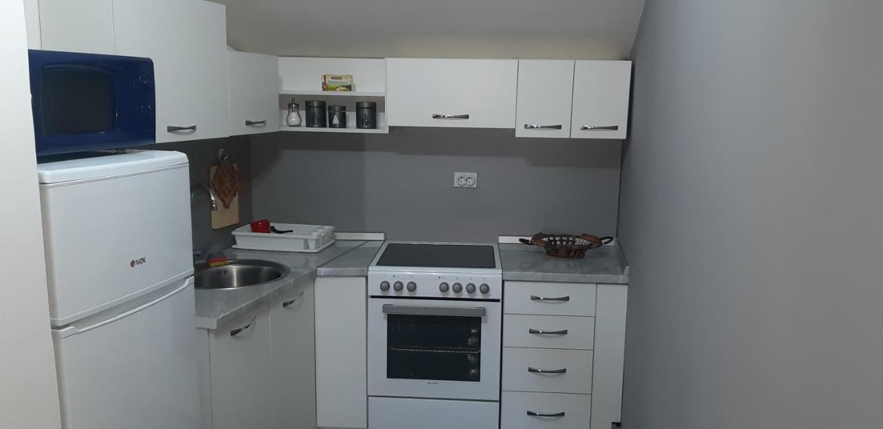 Stan Na Dan - Apartman Djordjevic Vranje Ngoại thất bức ảnh