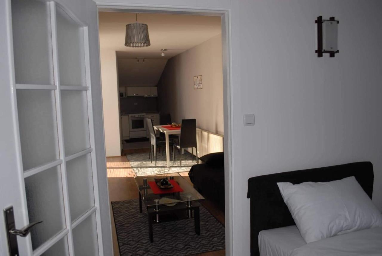 Stan Na Dan - Apartman Djordjevic Vranje Ngoại thất bức ảnh